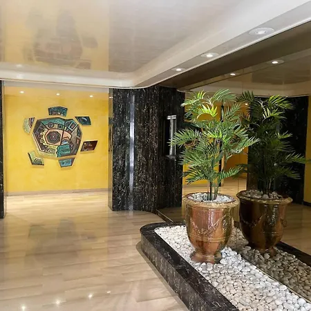 Apartment 1 Bedroom With Terrace, Swimming Pool, Parking Le Cannet