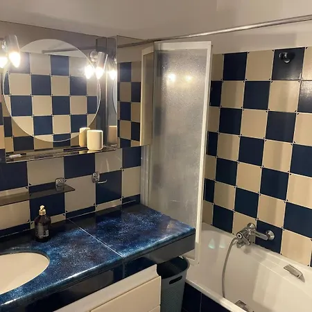 Apartment 1 Bedroom With Terrace, Swimming Pool, Parking Le Cannet